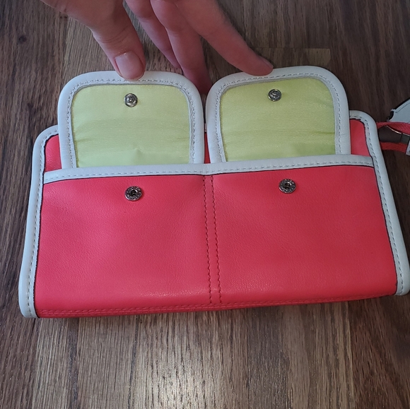 Coach Wallet - Picture 4 of 5